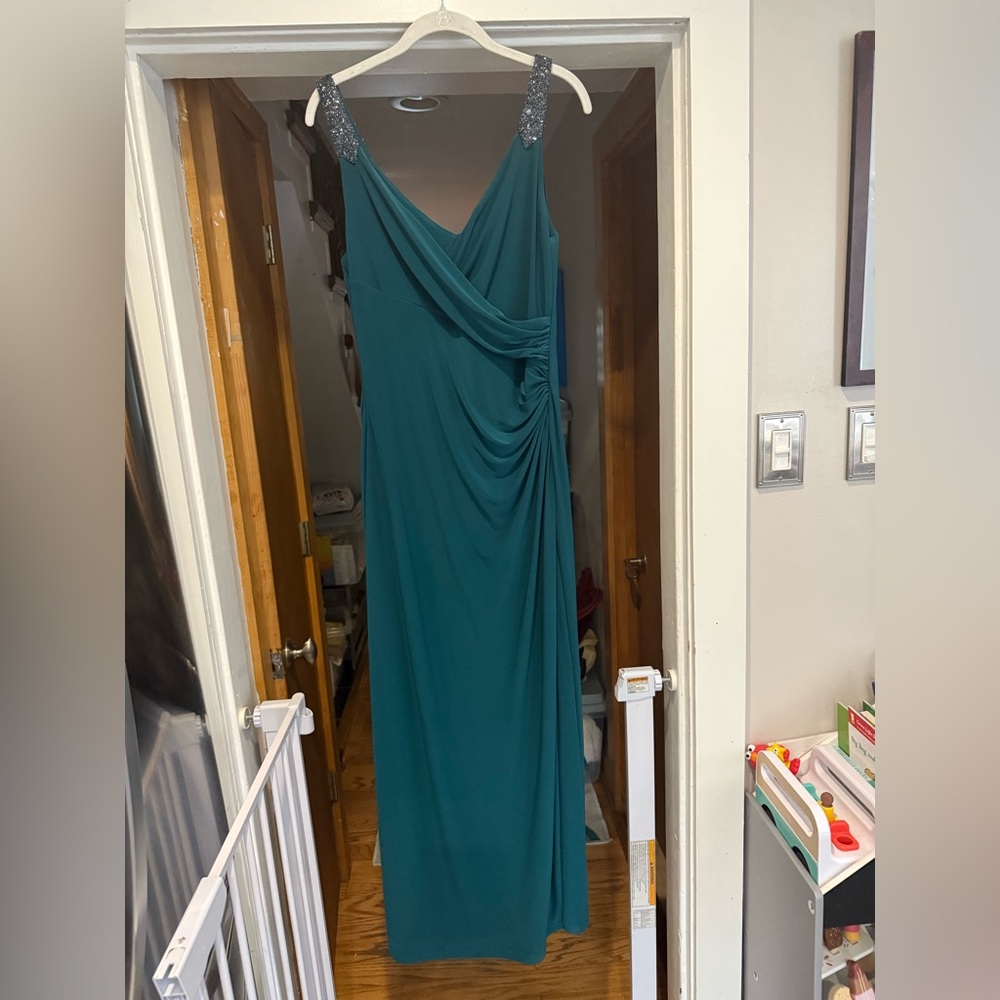 Stunning long teal ruched dress Lauren Ralph Lauren EUC